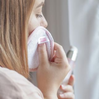 Zaži zázraky v odličovaní s našimi zero waste mikrovláknovými pomôckami! 😍🌟 Pamätaj si, že odličovanie nemusí byť žiadne...